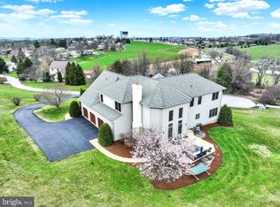 750 Rydell Dr, Dallastown, PA