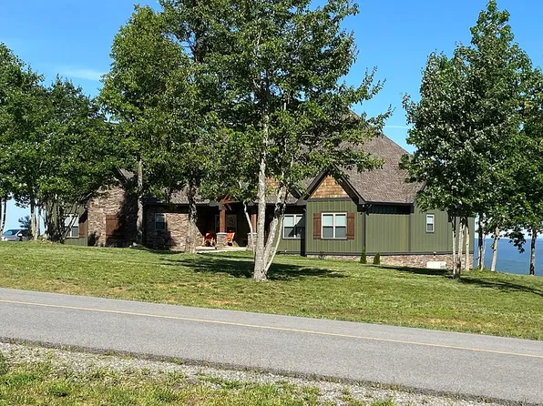 130 Hovering Hawk Dr, Jasper, TN 37347
