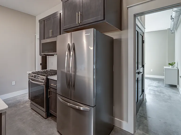 1523 W Cary St #2 — Photo 14