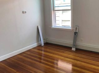 10 Chelsea St, Boston, MA 02128