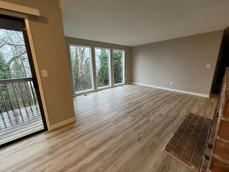 4387 Imperial Dr — Photo 18