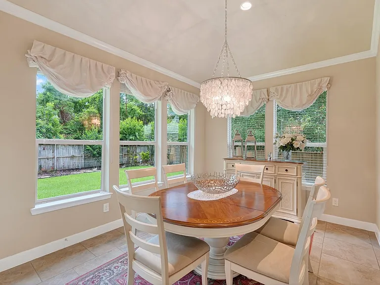 55 S Victoriana Cir — Photo 19