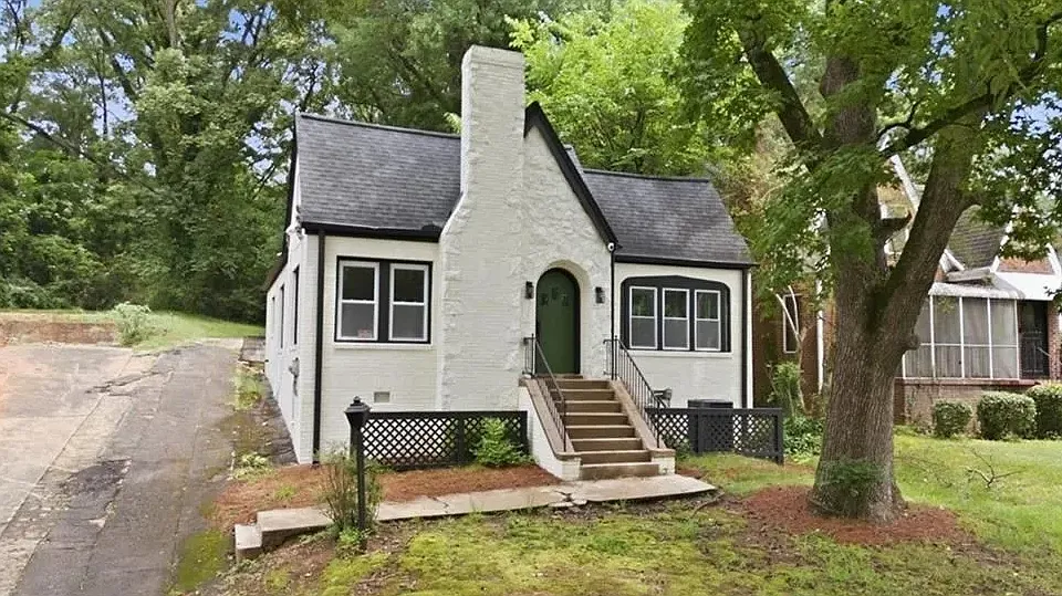 1207 Martin Luther King Jr Dr SW