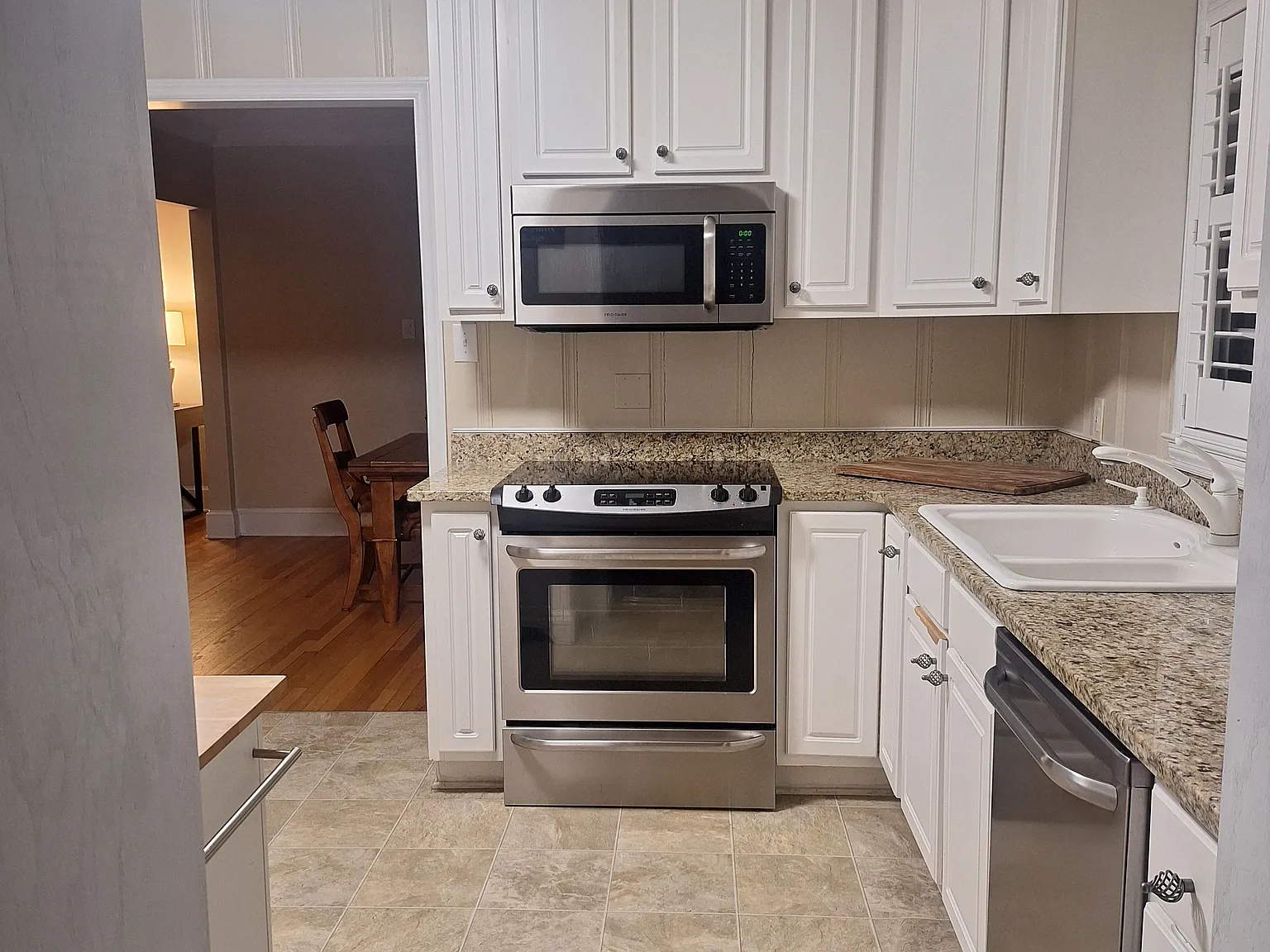 2 bed, 1751 sqft, $2,000 — Photo 2