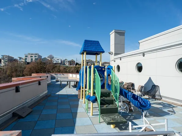 915 Hudson Park image 37 of 44