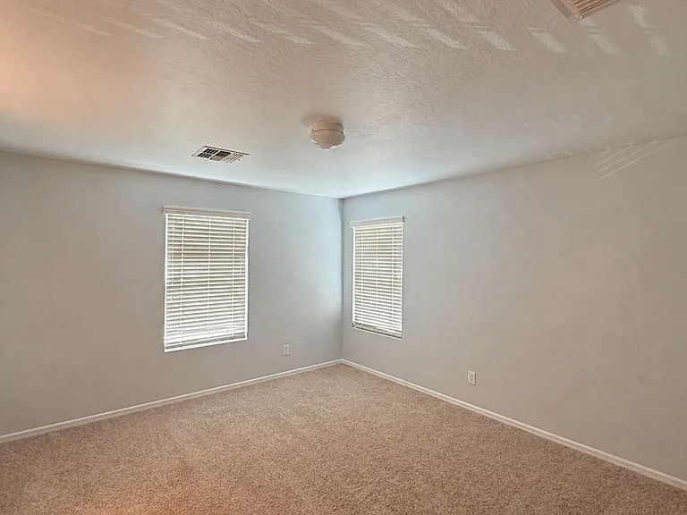 4370 E Carla Vista Dr — Photo 6