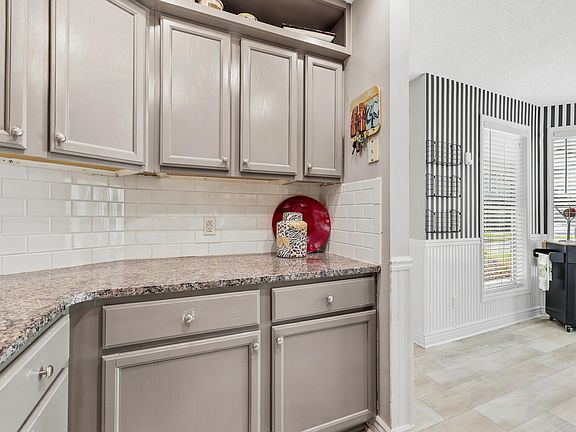 5th image of 4396 Baldwin Ave. #132