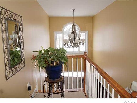 2nd image of 4680 Brentwood Dr
