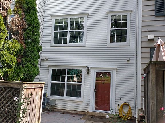 2nd image of 18919 Highstream Dr #746