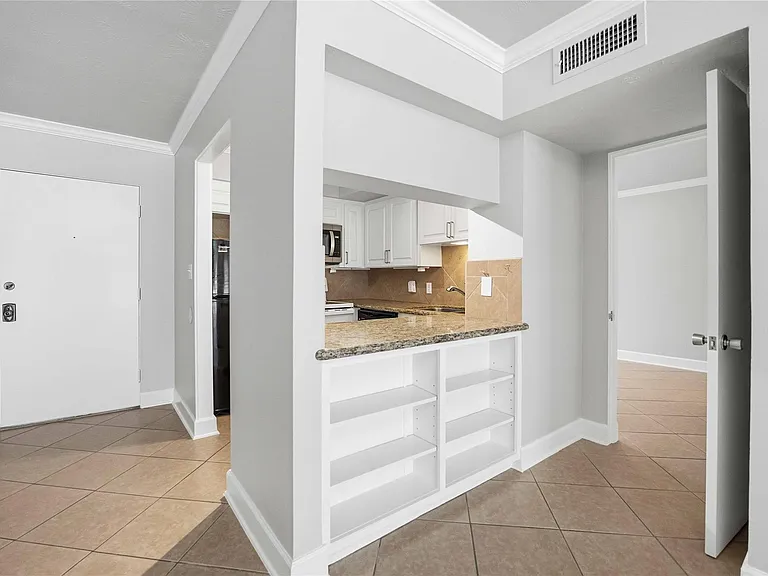 5353 Institute Ln #8 — Photo 4