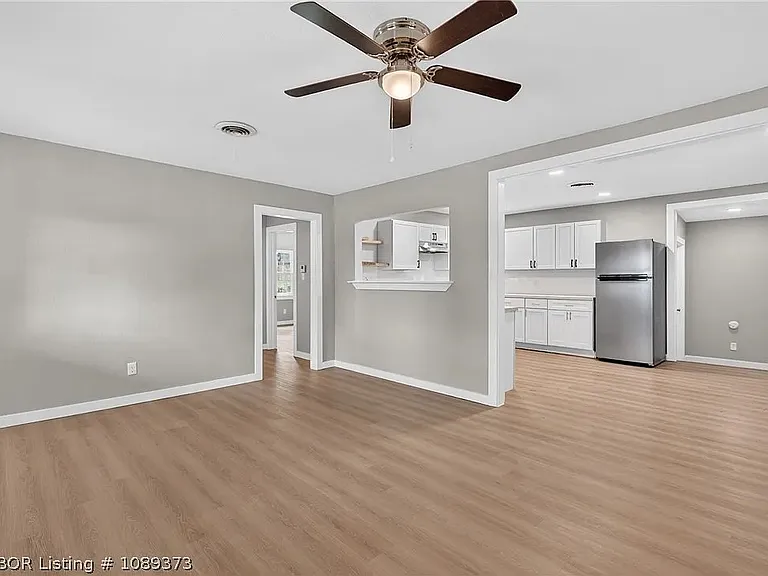 602 Cartwright St — Photo 5