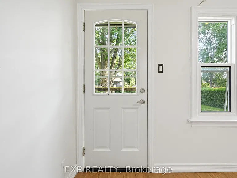 29 Rockwood Ave — Photo 8