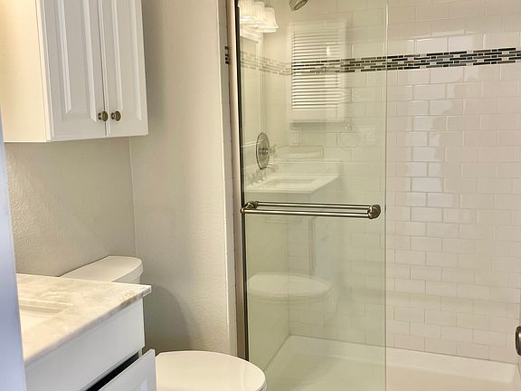 4th image of 836 S Vance St APT E