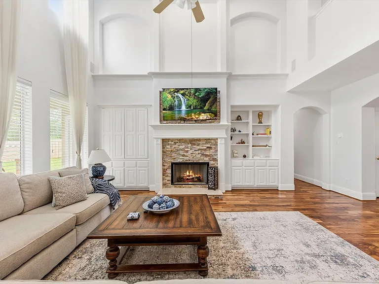 1523 Baldridge Ln — Photo 12