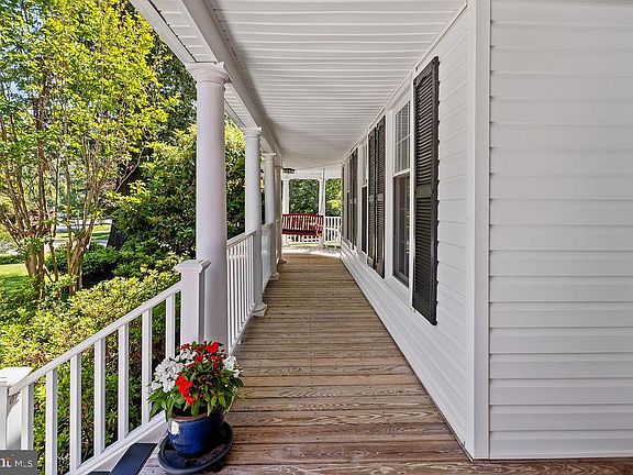 2nd image of 3005 Timber Wood Way