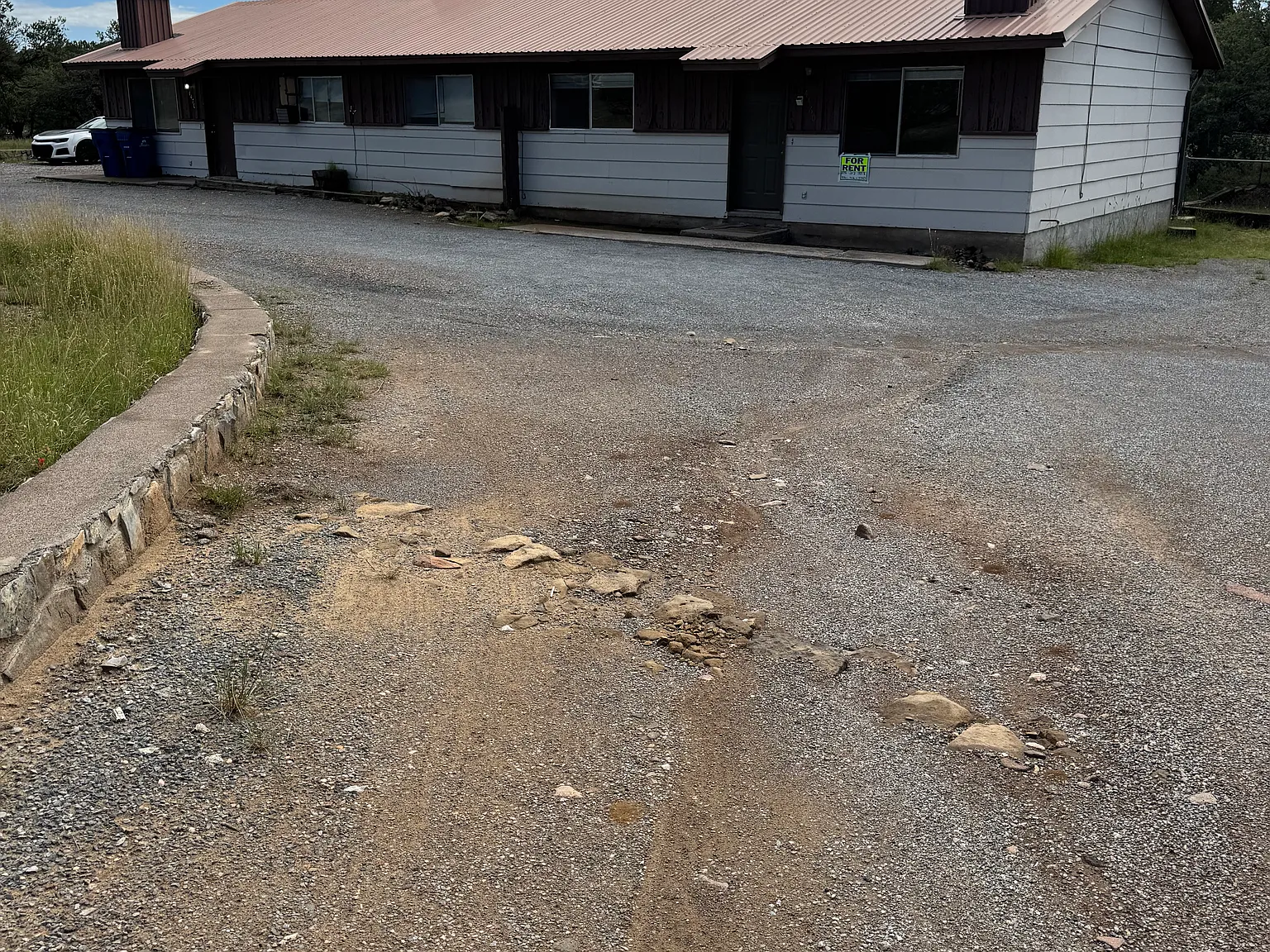 2 bed, 800 sqft, $1,000 — Photo 1