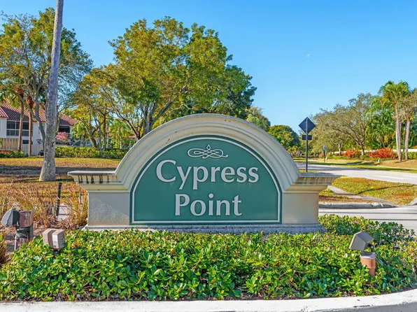 155 Cypress Point Dr, Palm Beach Gardens, FL