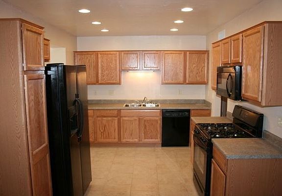 New Kitchen With Appliances