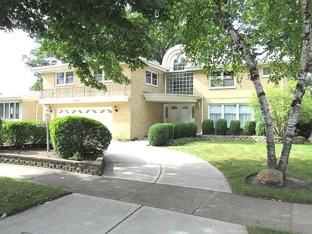 1st image of 4938 Farwell Ave