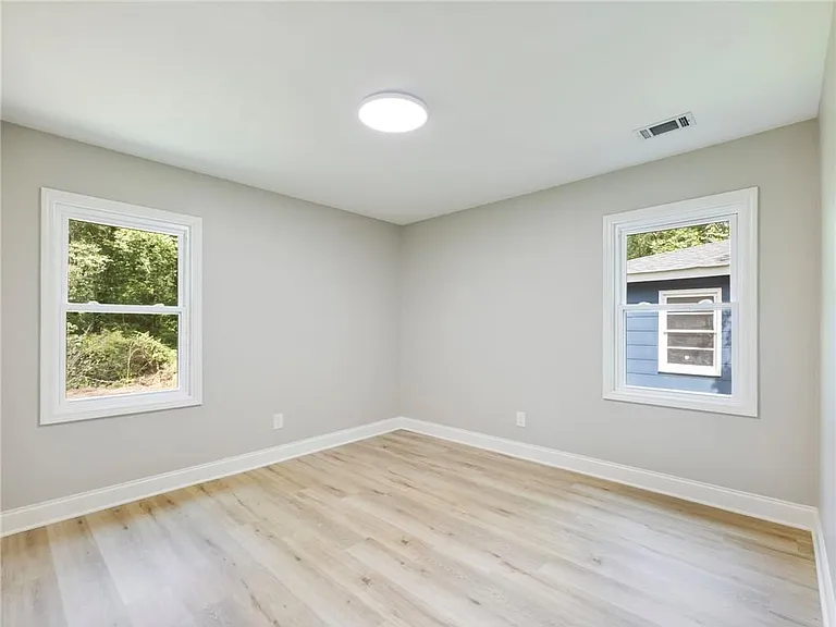 2862 Argyle Dr NW — Photo 13