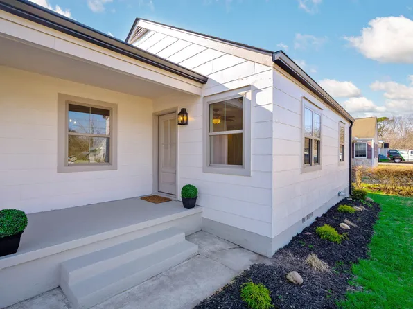 104 Ellis Dr, Rossville, GA 30741