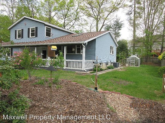 5th image of 44 Huntwood Dr