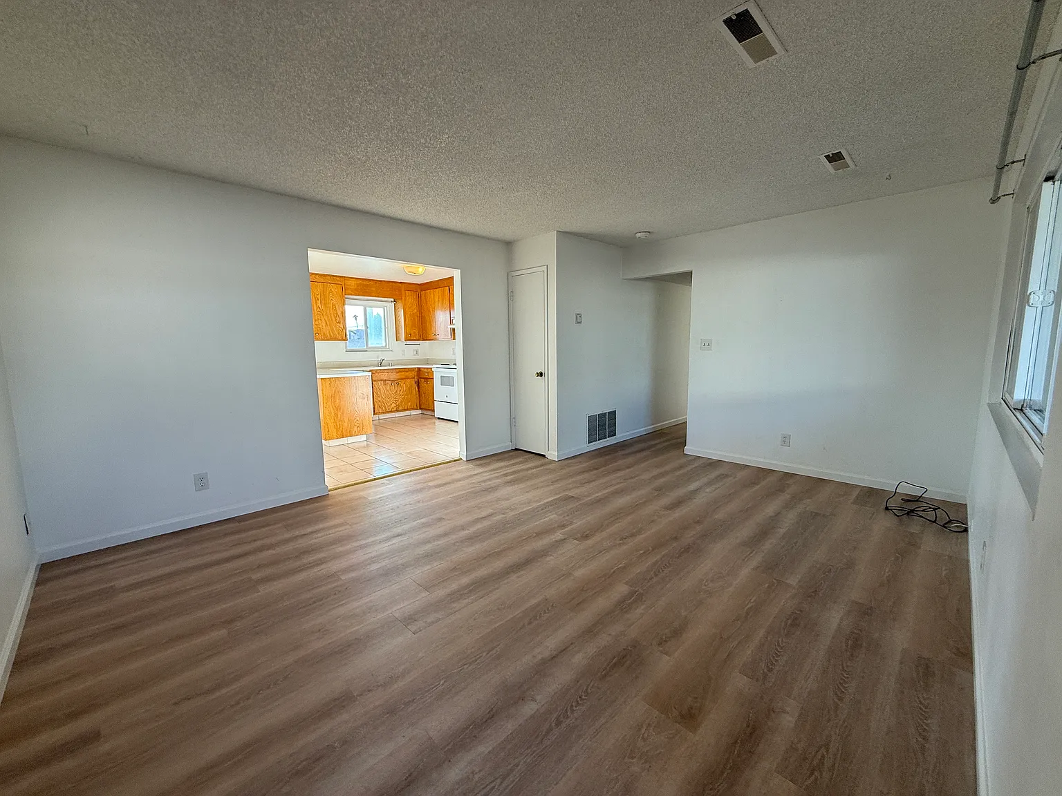 Aldengate Way, Hayward — Photo 2
