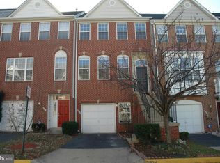 2504 Woodrow Wilson Dr, Herndon, VA 20171