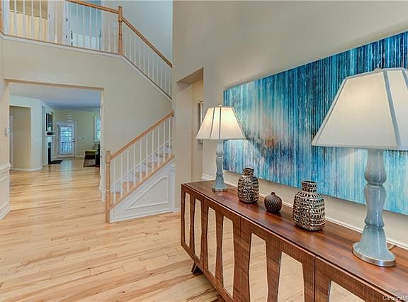 4th image of 15002 Easywater Ln