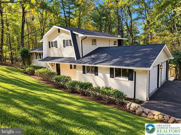 2524 Papoose Dr, Auburn, PA 17922