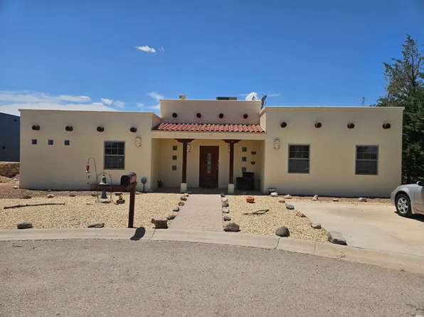 3000 Appaloosa Dr SW, Deming, NM 88030