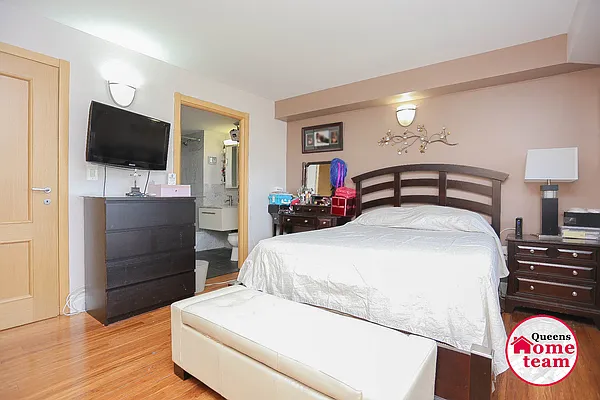 Sold by Keller Williams Realty Landmark II | media 3