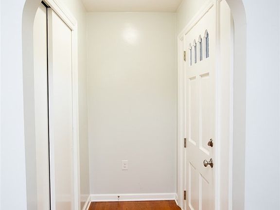 4th image of 767 Fairgrounds Rd