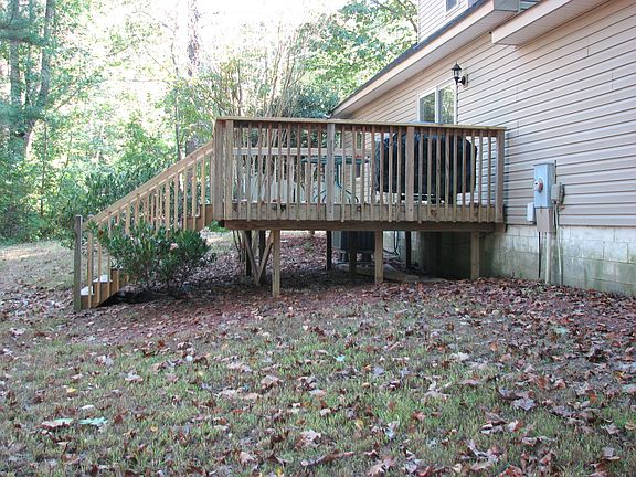 4th image of 6625 Lake View Dr