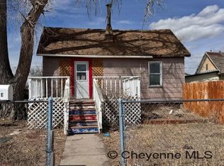 712 S Pine St, Laramie, WY 82072