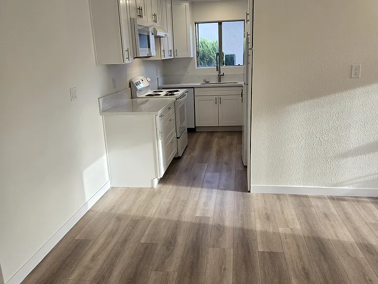 7847 Camino Noguera — Photo 6