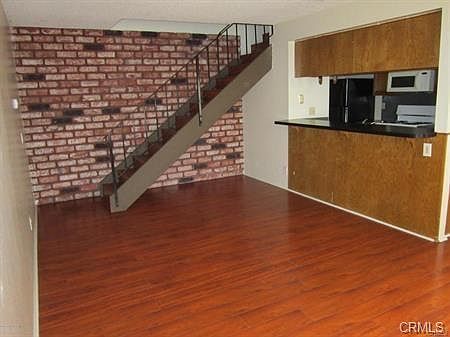 3rd image of 1039 W Calle De Las Estrellas APT 3