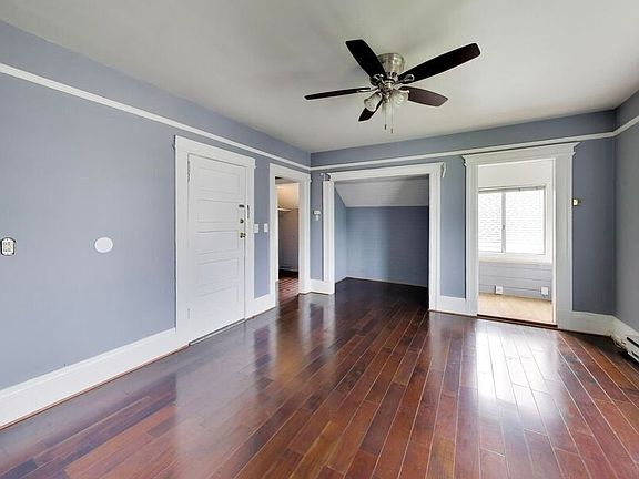 3rd image of 329 N Ellsworth Ave APT 4
