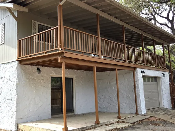 1385 PEBBLE BEACH RD, Lakehills, TX 78063