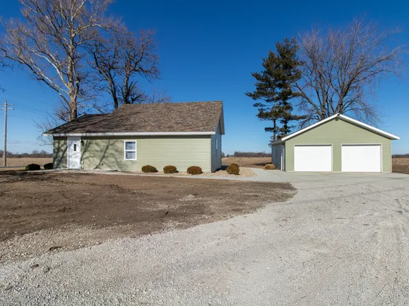 33022 E 1900 North Rd N, Colfax, IL 61728