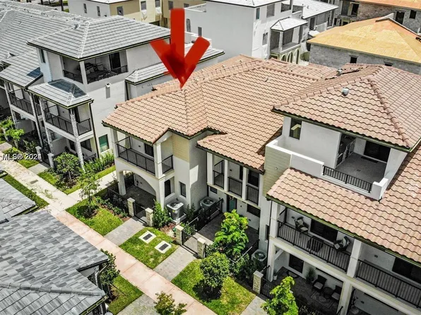 4589 NW 83rd Path, Doral, FL 33166