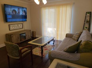 904 University Oaks Blvd APT 6, College Station, TX 77840