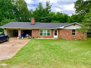 108 Overview Dr, Columbus, MS 39702