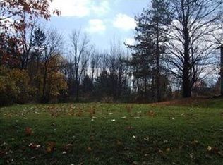 310 N Hambden St, Chardon, OH 44024