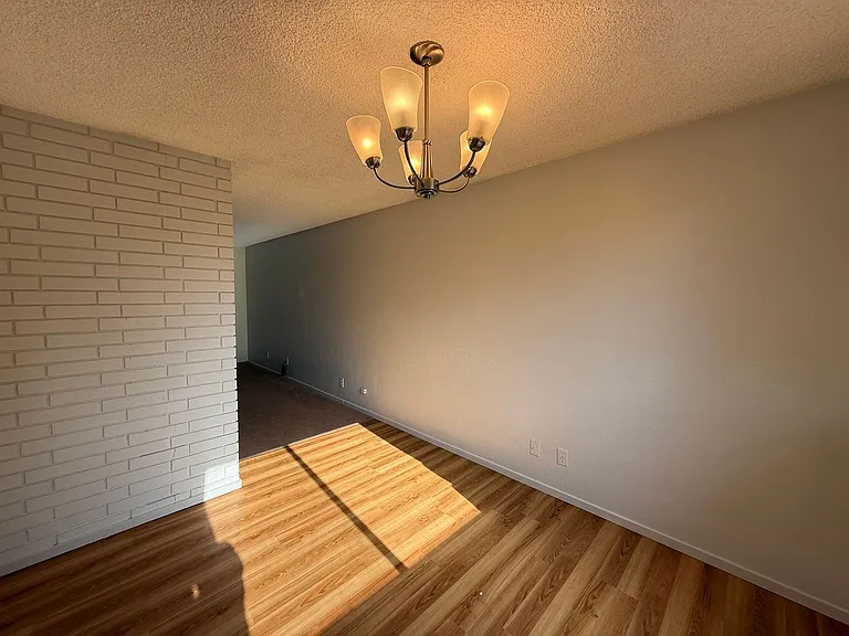3355 Montebello Ave — Photo 7