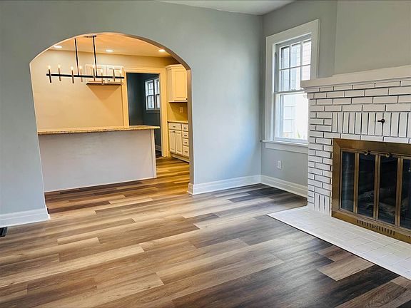 3rd image of 1809 Boulevard Pl