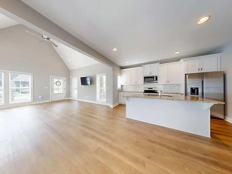 1263 Burrow Cir — Photo 3