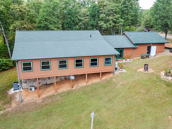 6th image of 124 Graystone Dr