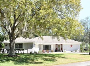 2 Sandpine Ct E, Homosassa, FL 34446