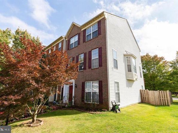 4244 La Mauricie Loop